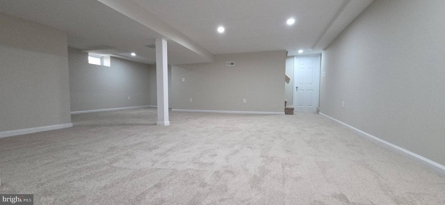 2329 Foster Avenue photo 45