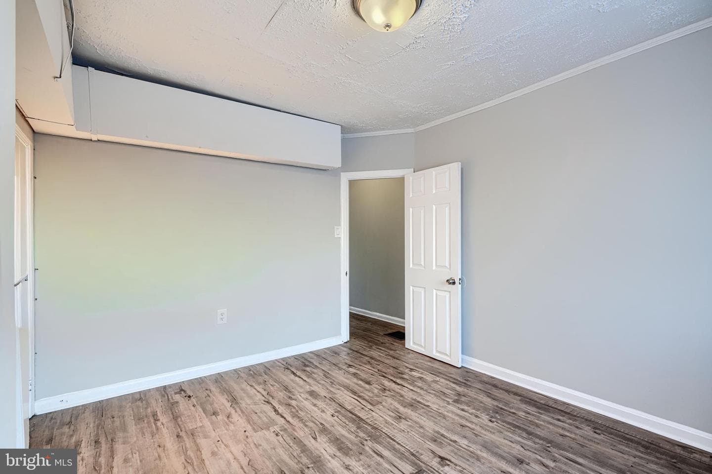 402 Chestnut Court photo 21