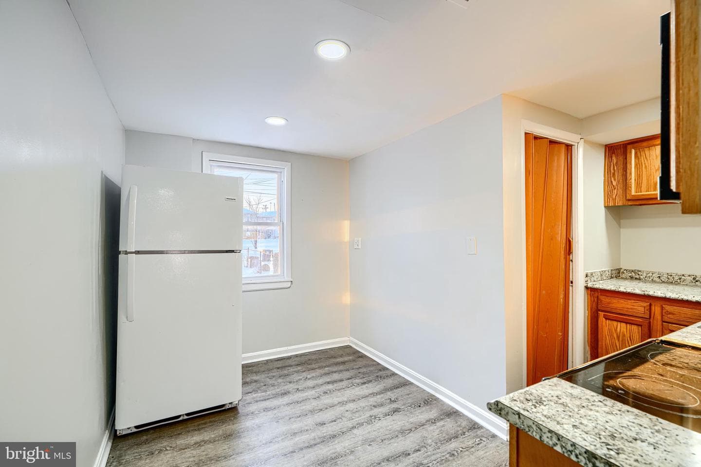 402 Chestnut Court photo 36