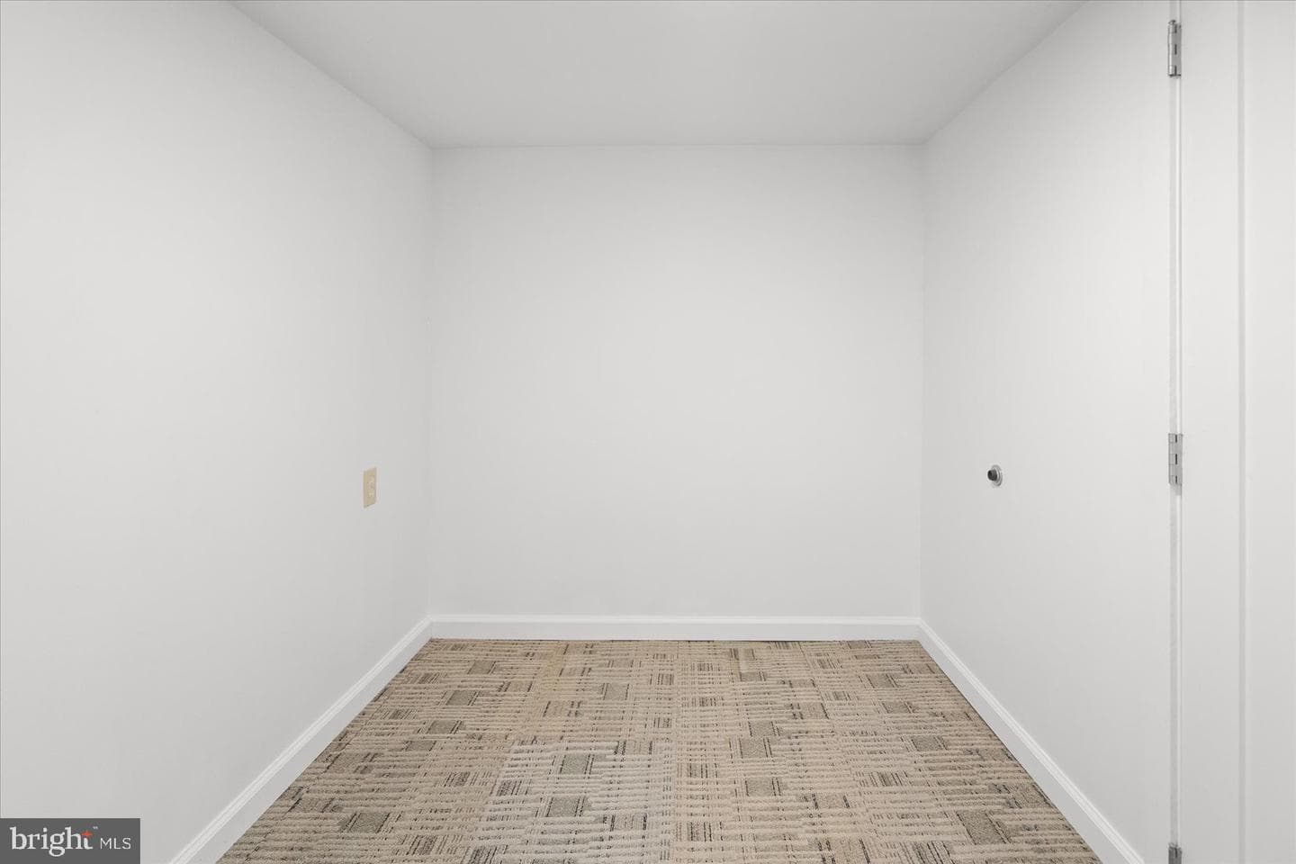 1818 Maxwell Avenue photo 25