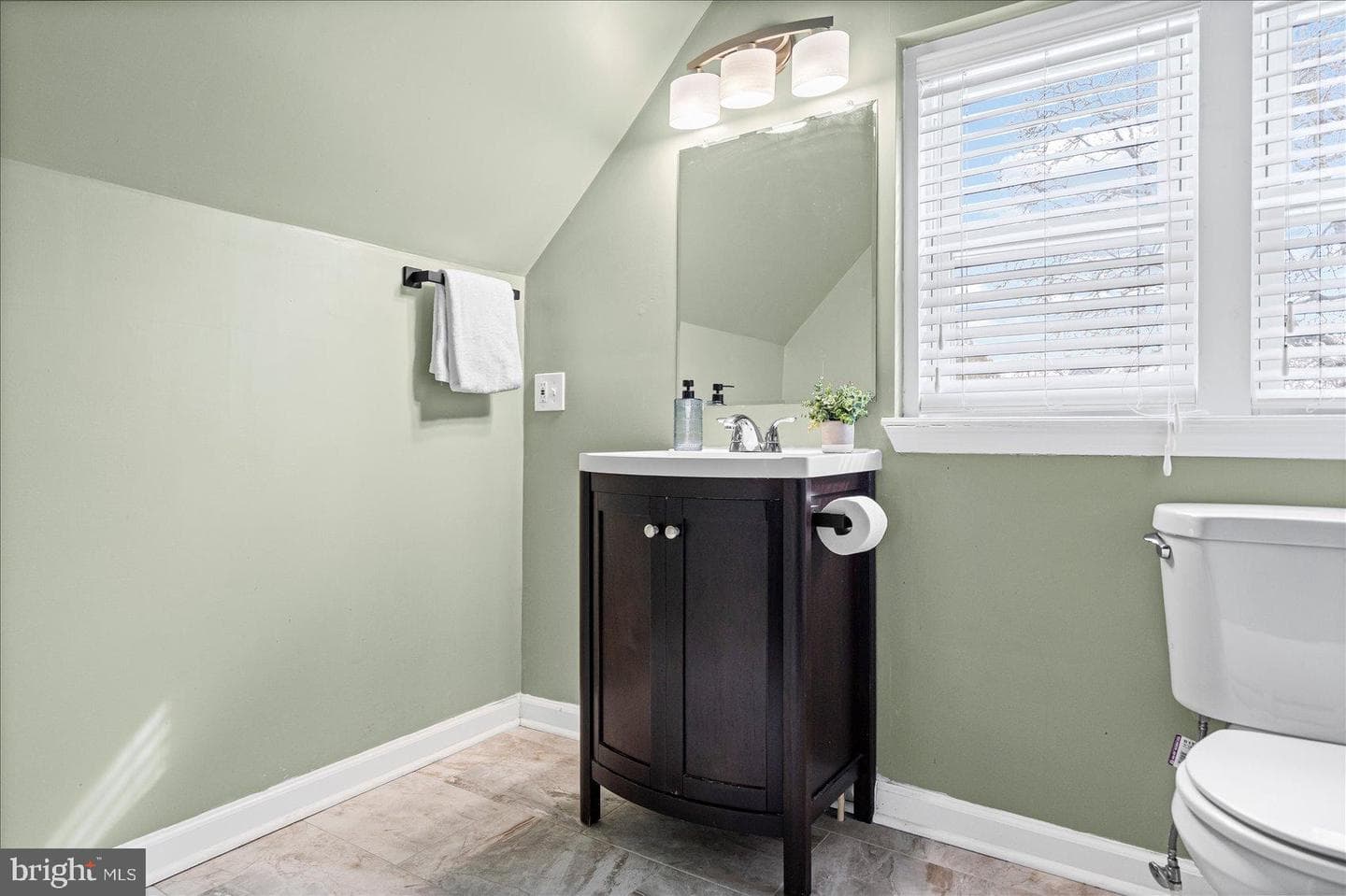 7708 Middlesex Place photo 19