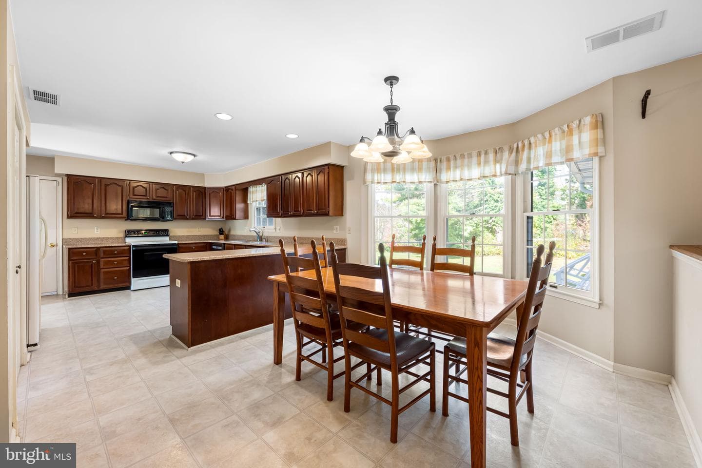 20810 York Road photo 9
