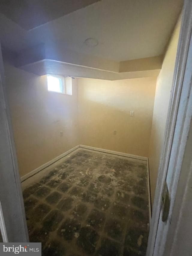 7746 Eastdale Road photo 16