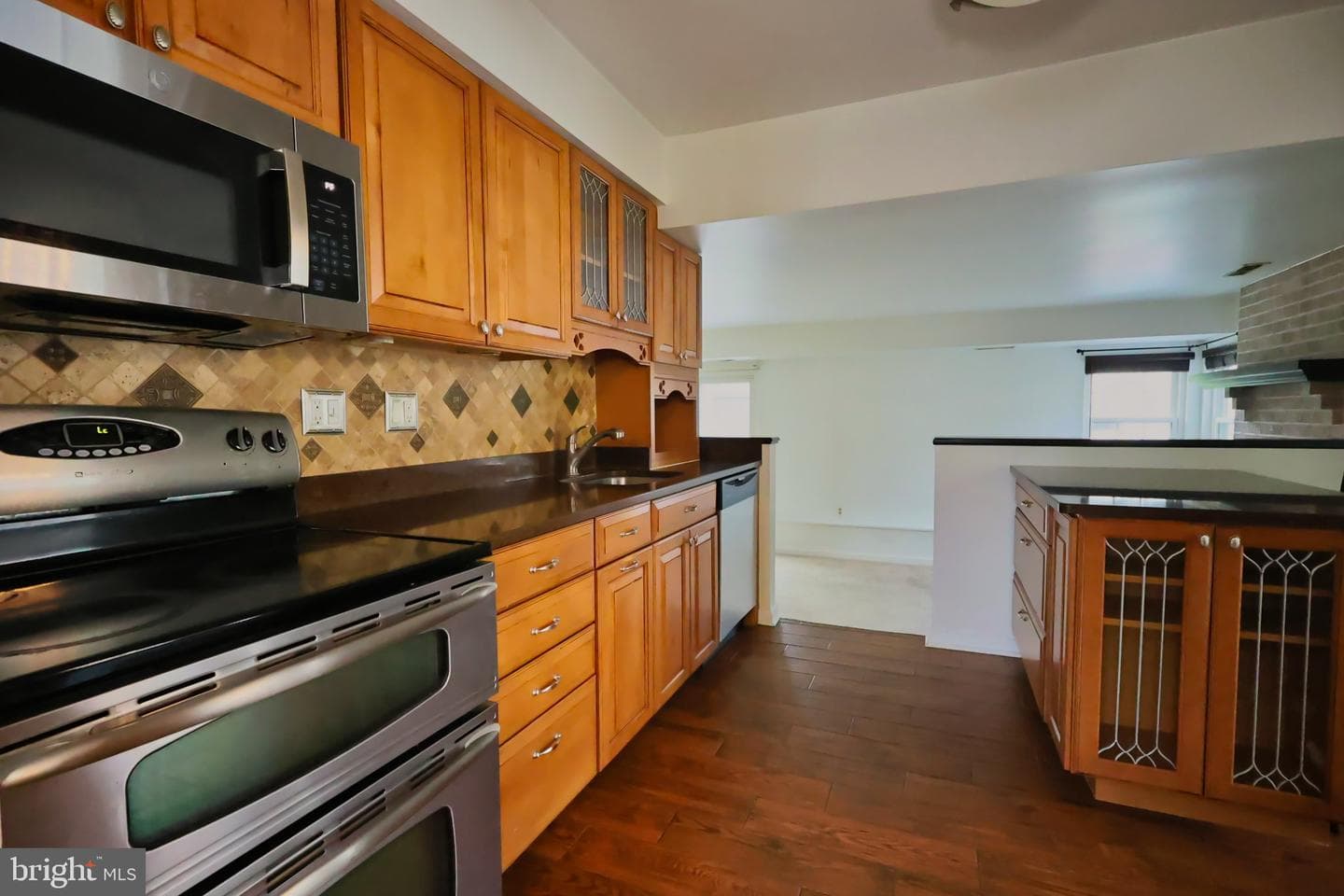 4402 Fieldgreen Road photo 18