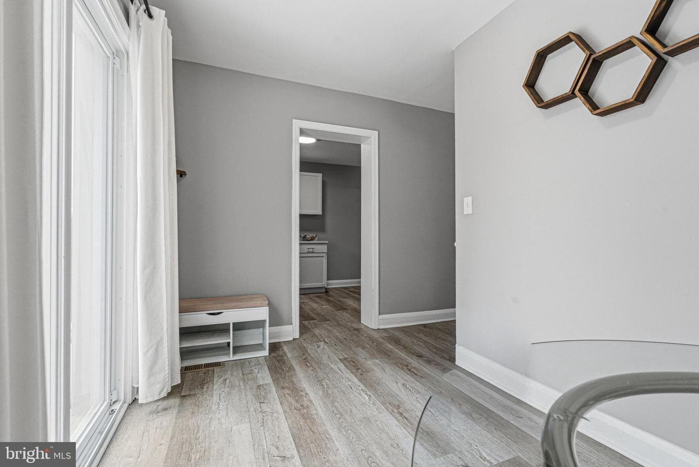 13 Virginia Avenue photo 11