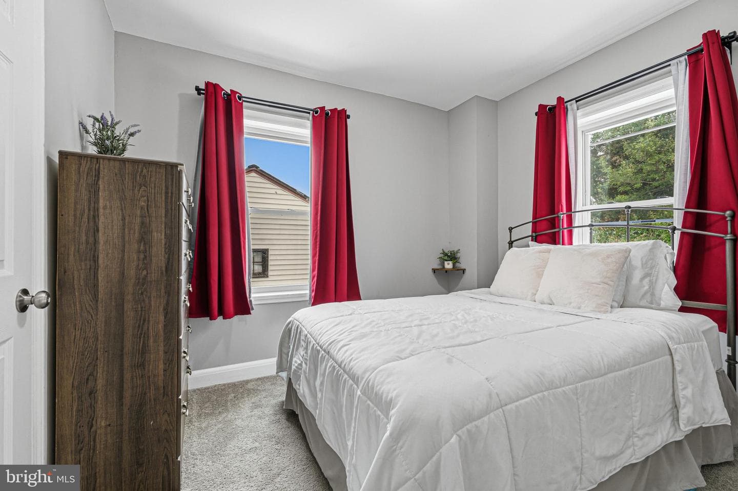 13 Virginia Avenue photo 16