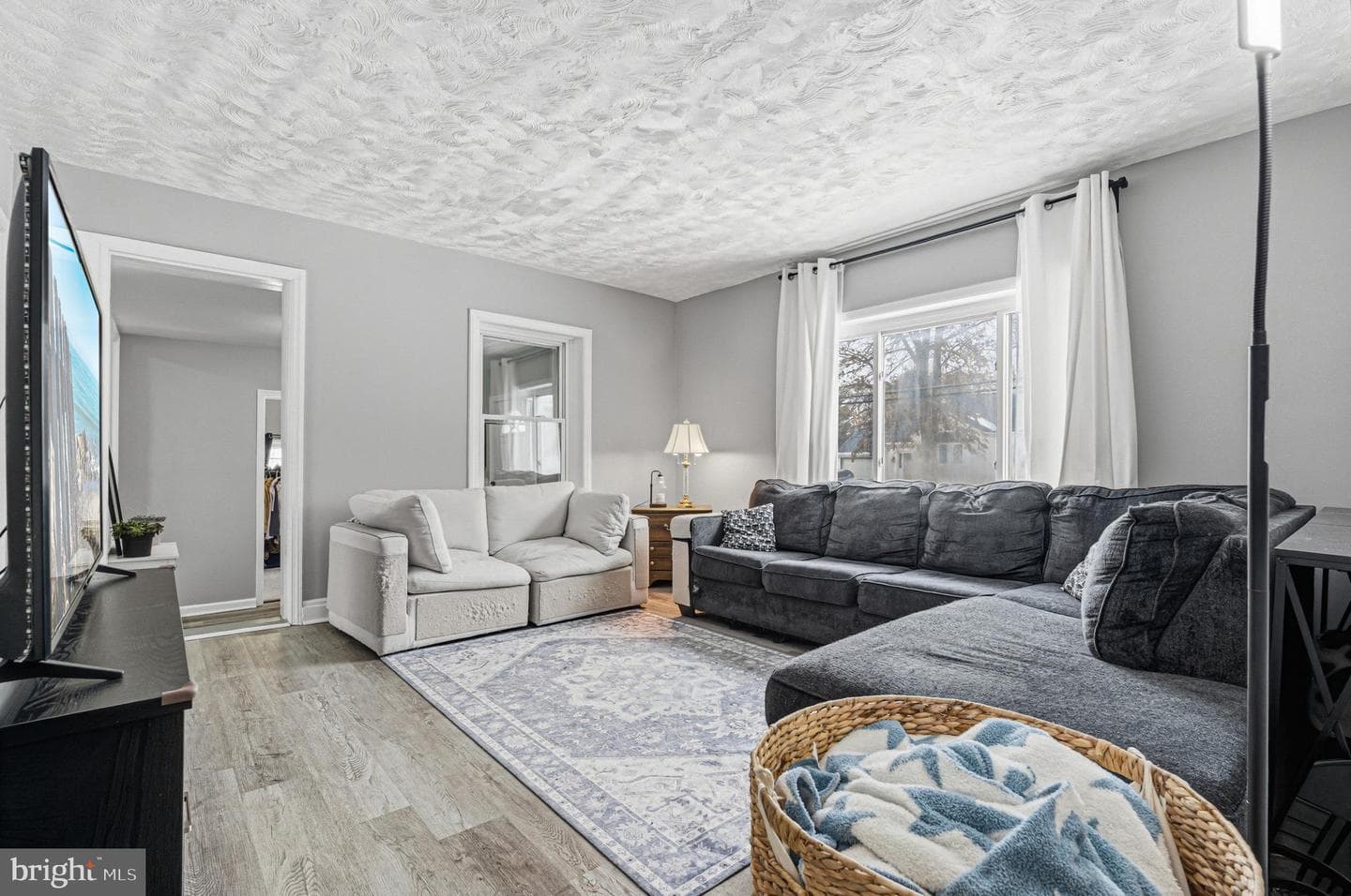 13 Virginia Avenue photo 7