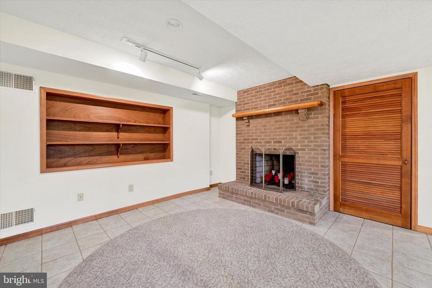 7710 Gum Spring Road photo 43