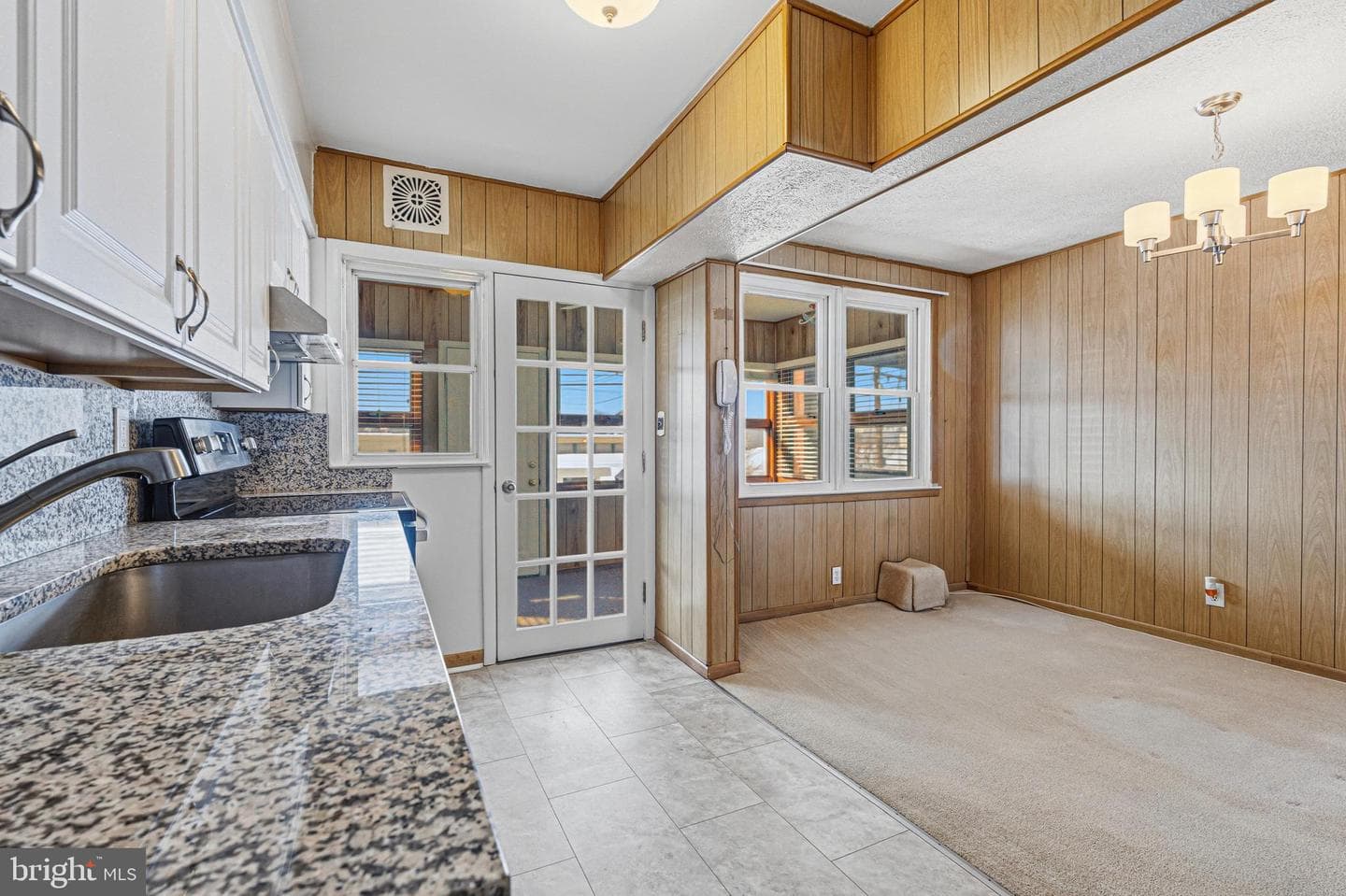 2734 Plainfield Road photo 14