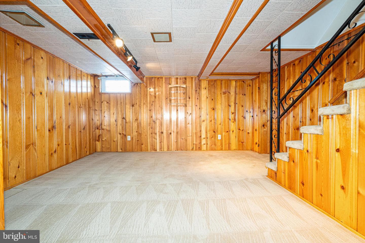 2734 Plainfield Road photo 21
