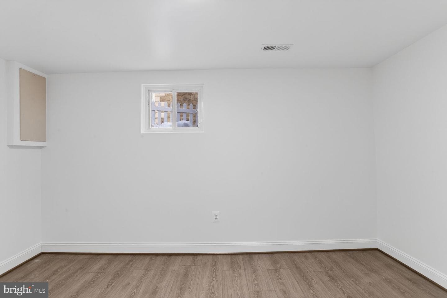 2932 Manns Avenue photo 22