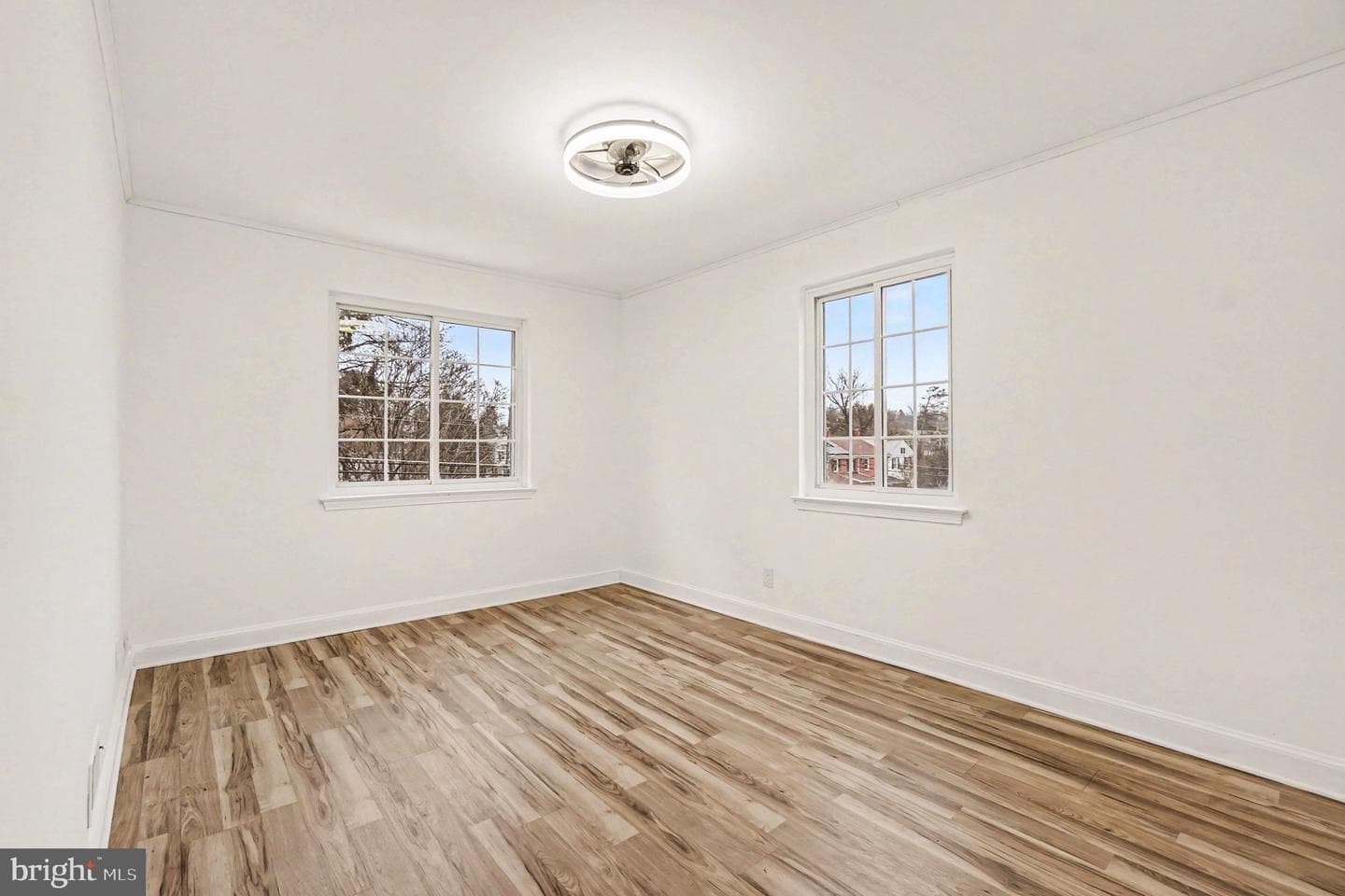 150 Marburth Avenue photo 19