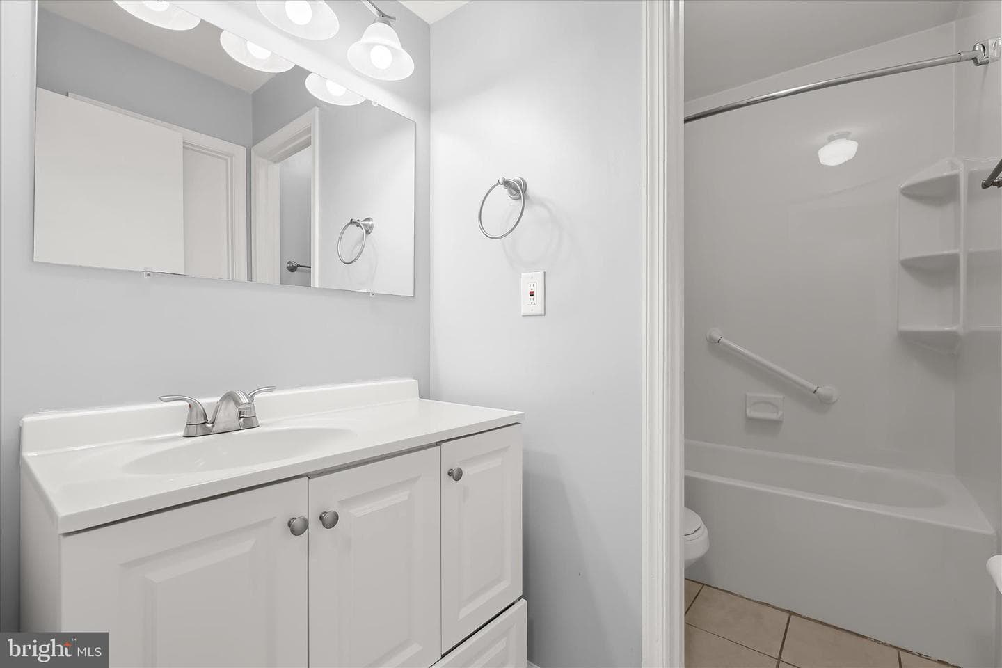 8624 Castlemill Circle photo 21
