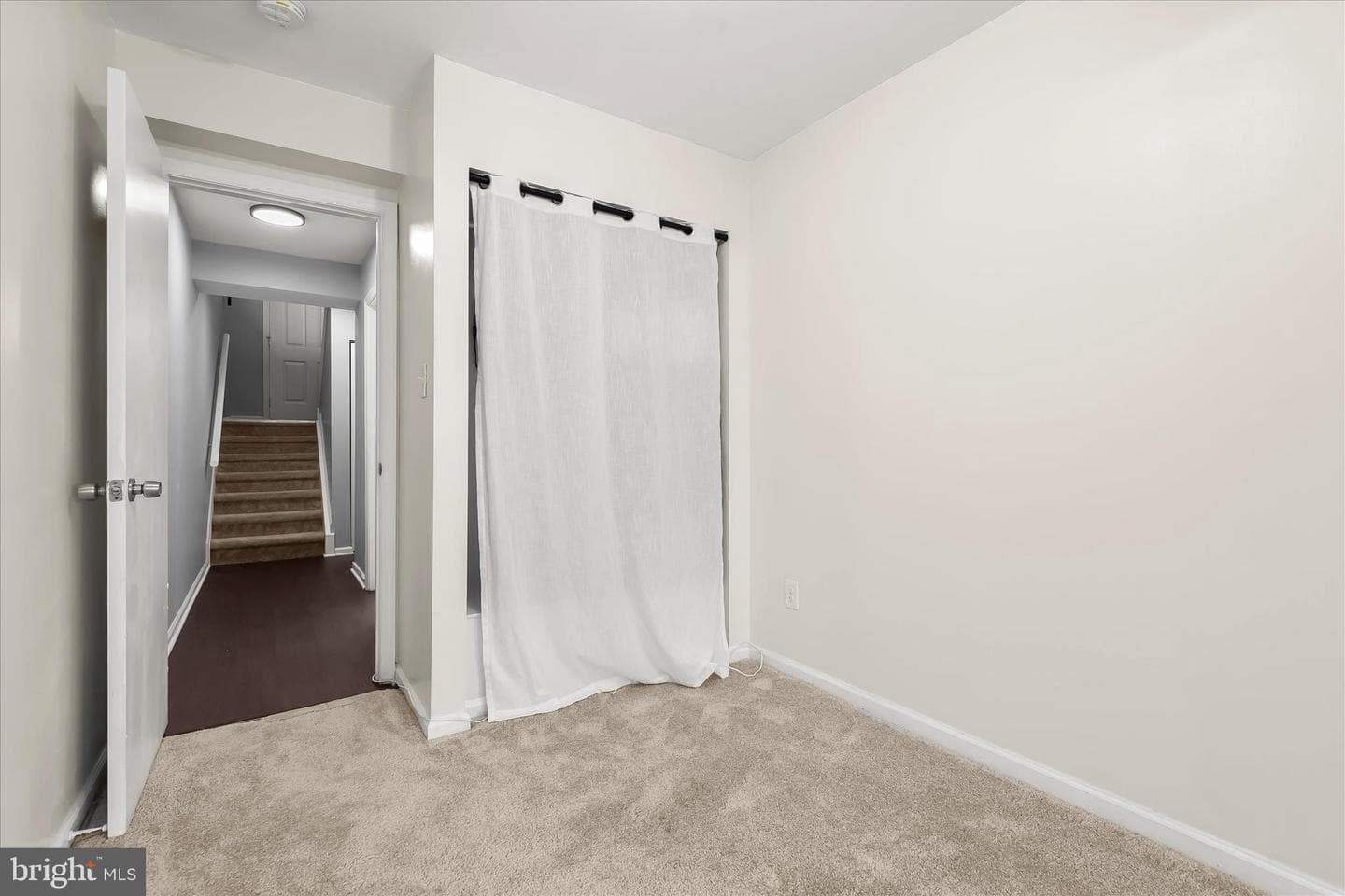 8624 Castlemill Circle photo 25