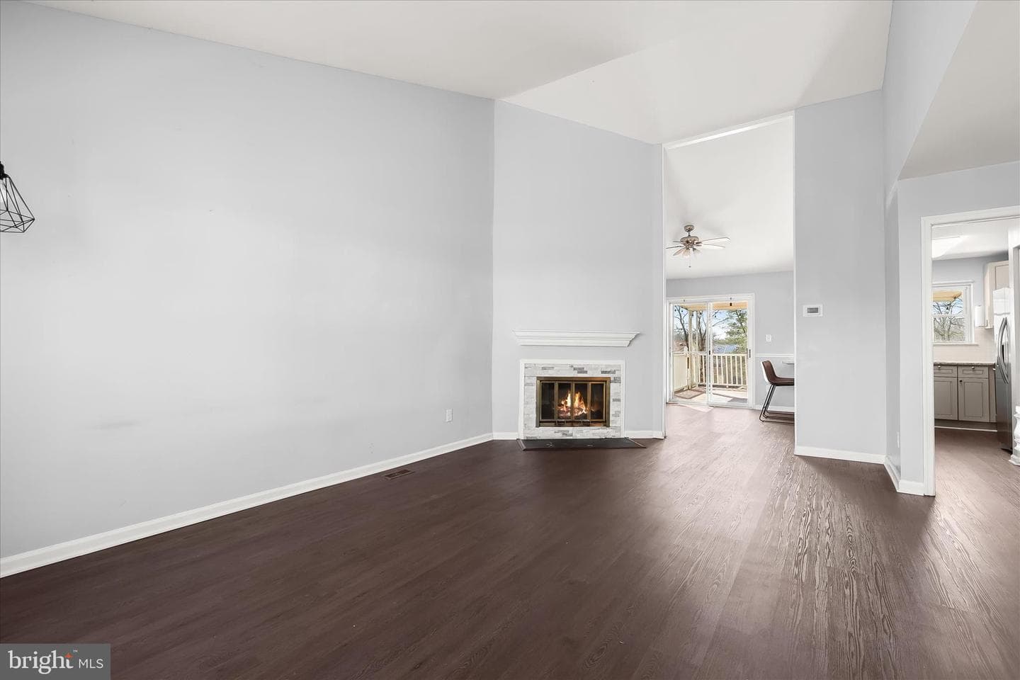 8624 Castlemill Circle photo 5