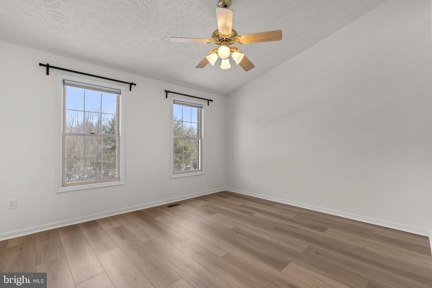 8276 Berryfield Drive photo 21