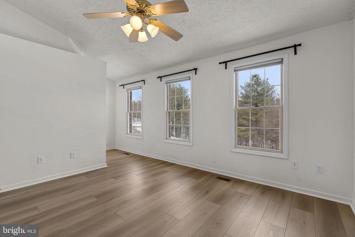 8276 Berryfield Drive photo 23