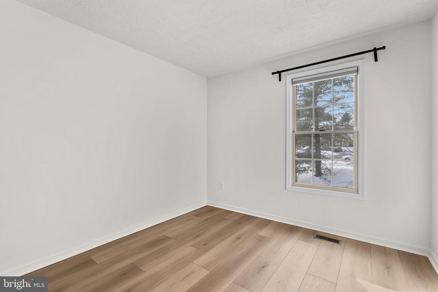 8276 Berryfield Drive photo 29