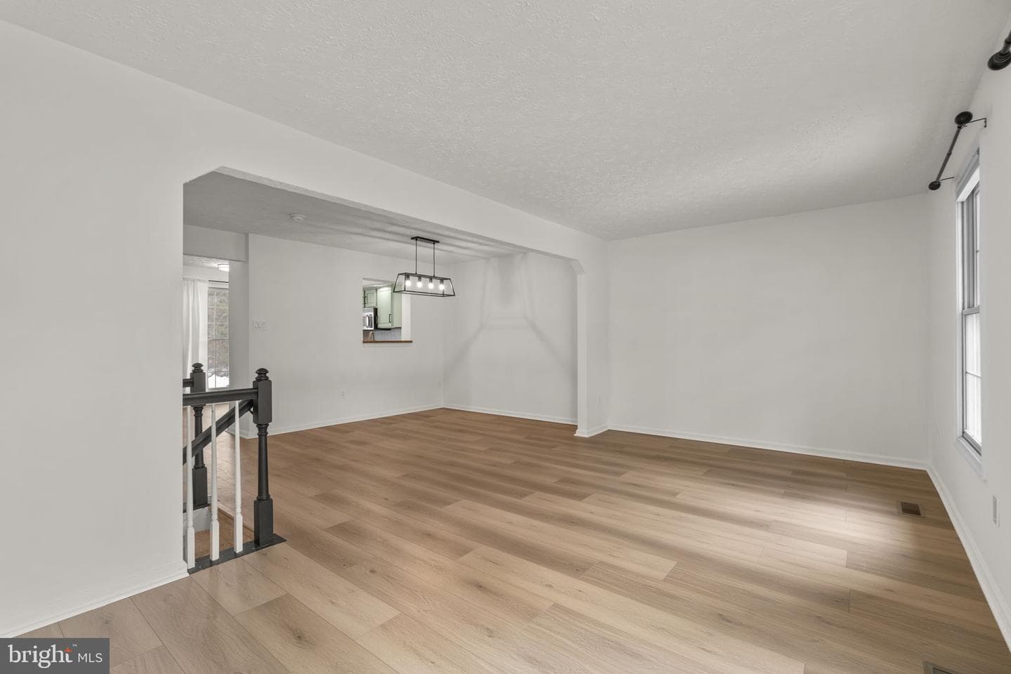 8276 Berryfield Drive photo 8