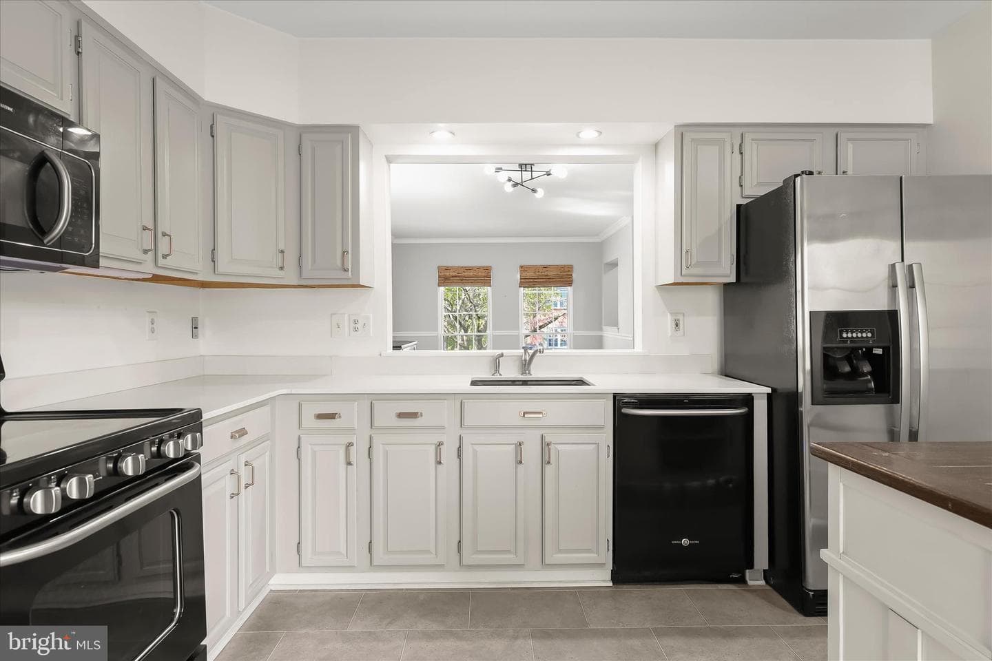 4016 Forest Valley photo 17