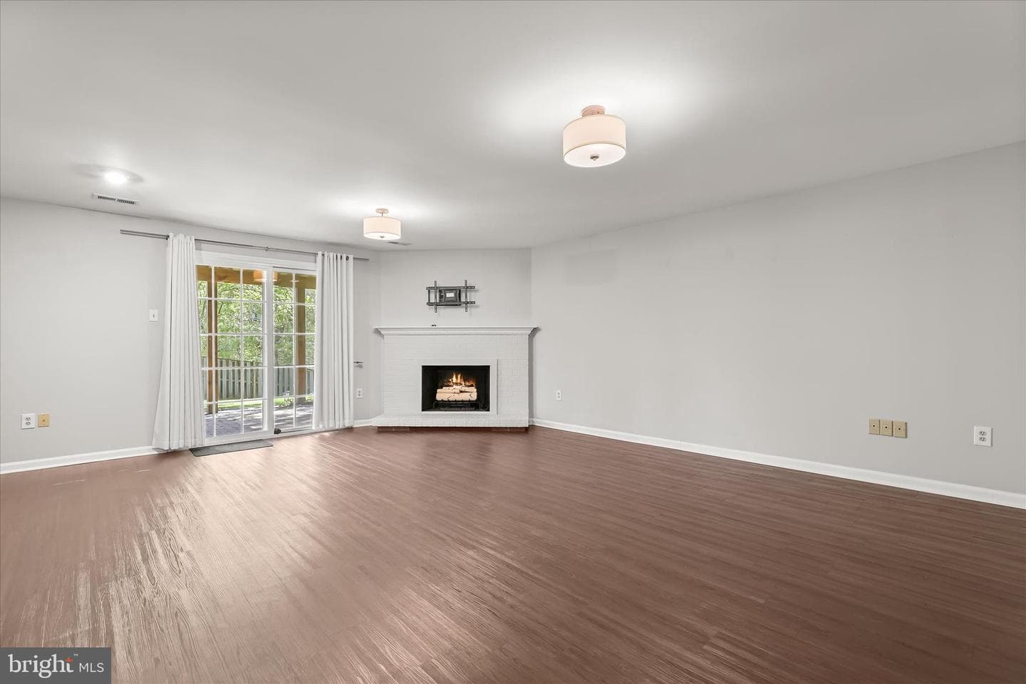 4016 Forest Valley photo 47