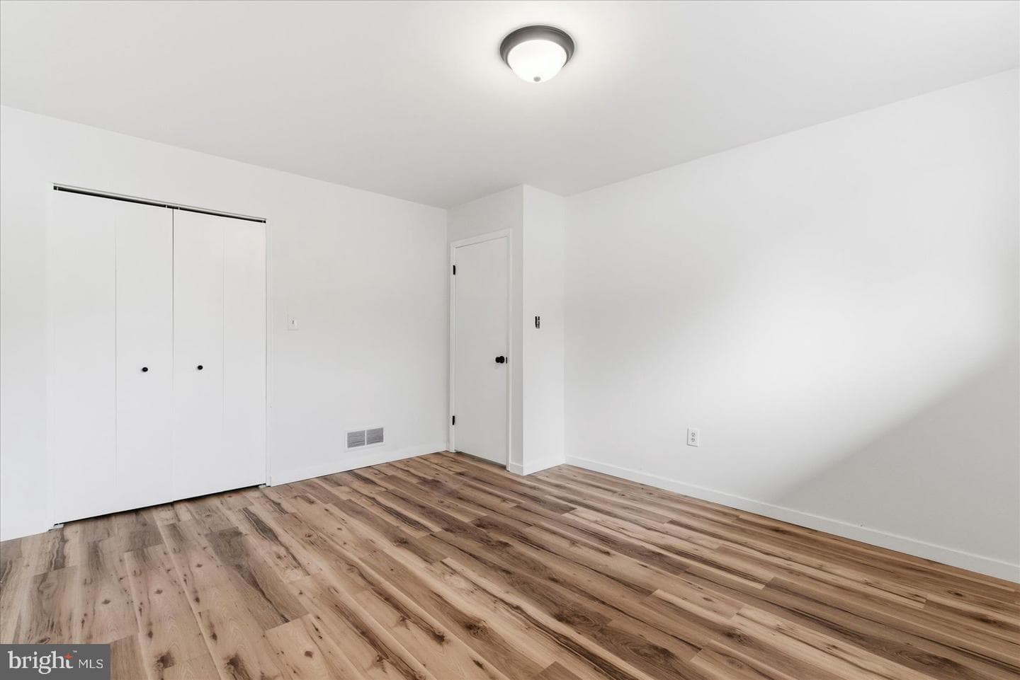 6 Babette Court photo 10