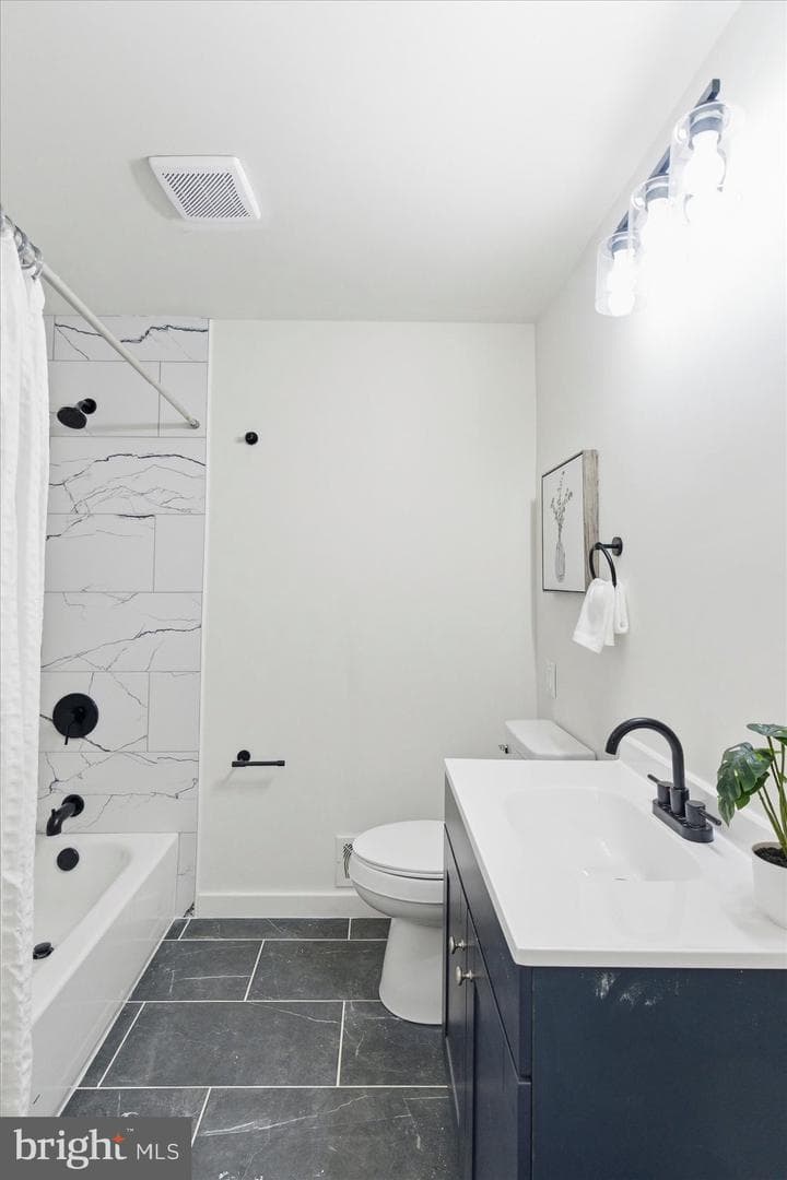 6 Babette Court photo 33