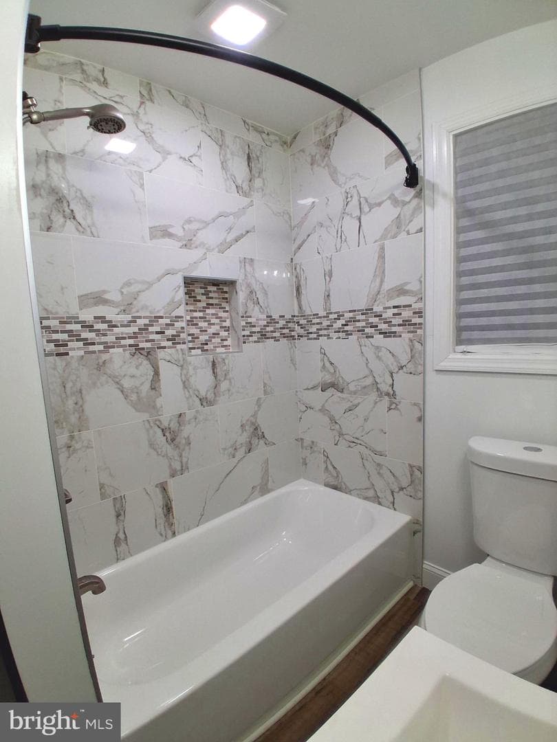 1225 Landover Road photo 15