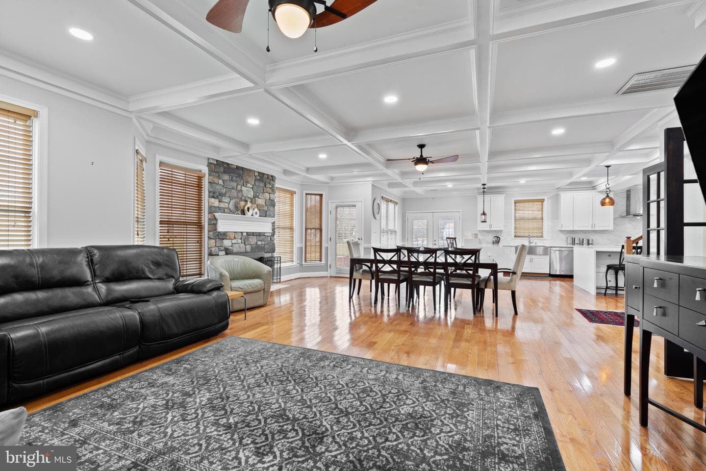 3104 Walnut Avenue photo 24