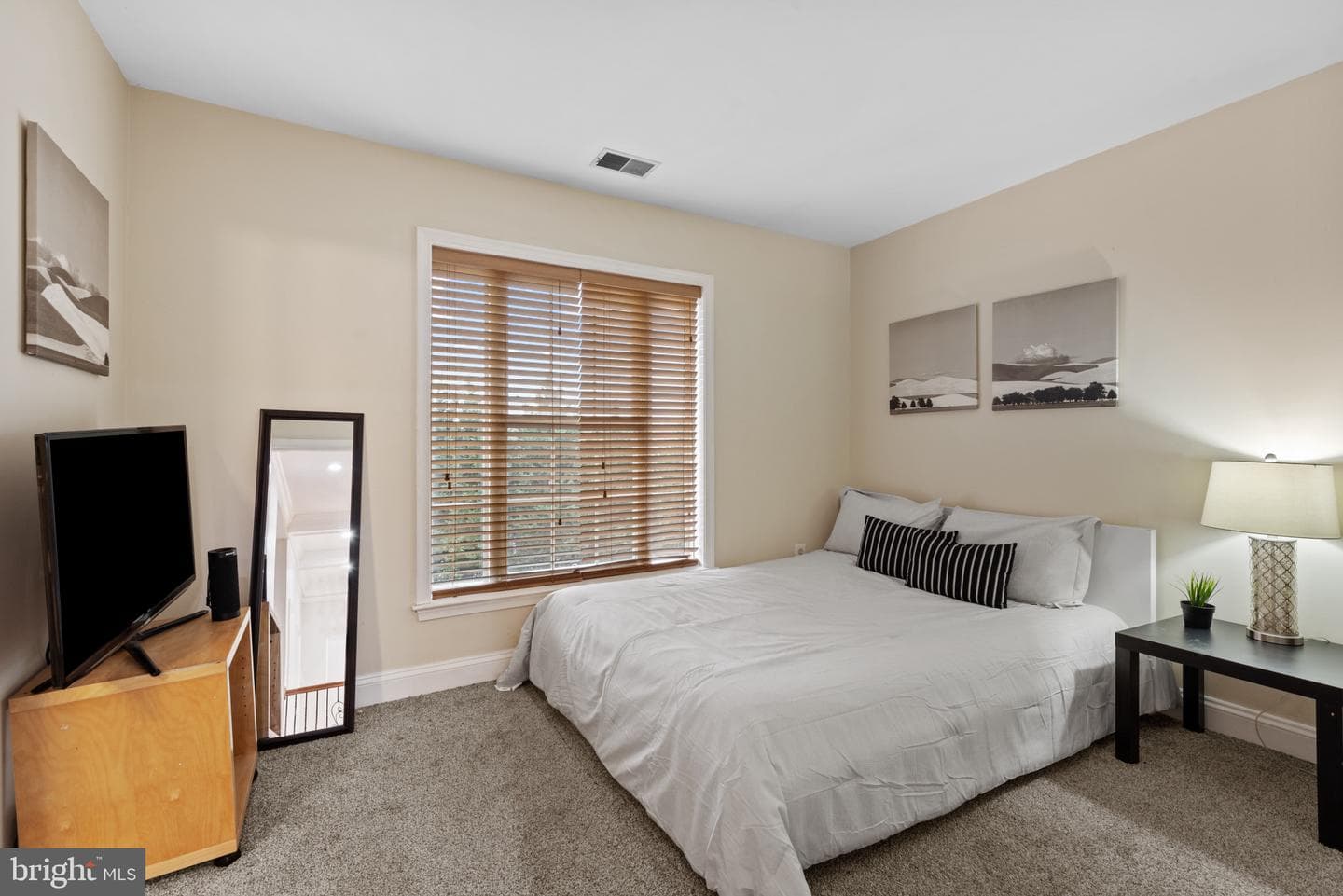 3104 Walnut Avenue photo 42