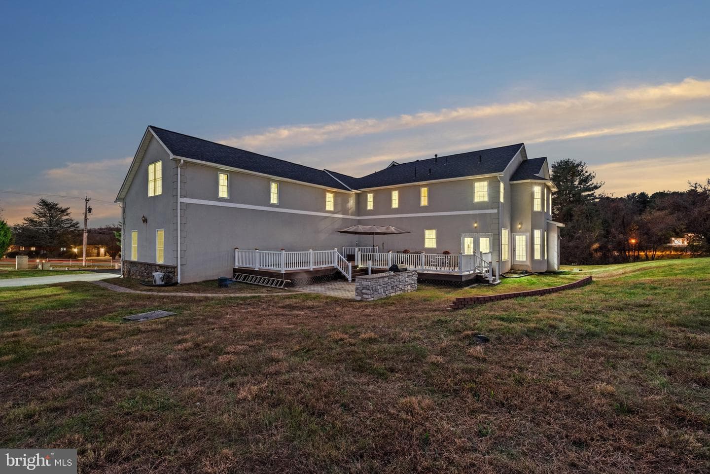 3104 Walnut Avenue photo 81