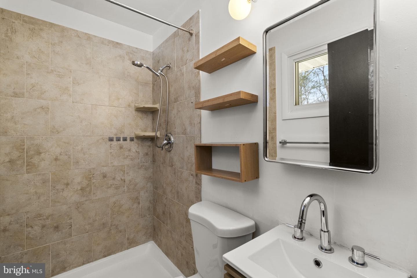 241 Cedarmere Circle photo 14