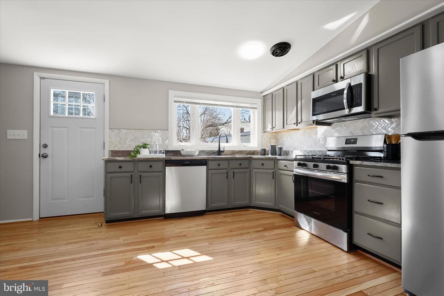 1009 Flagtree Lane photo 31
