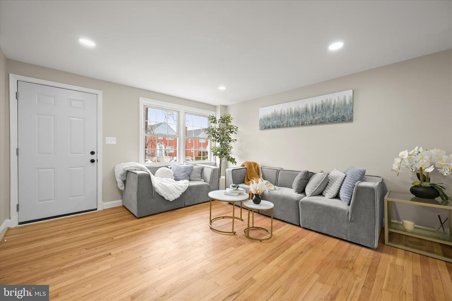 1531 Clairidge Road photo 2