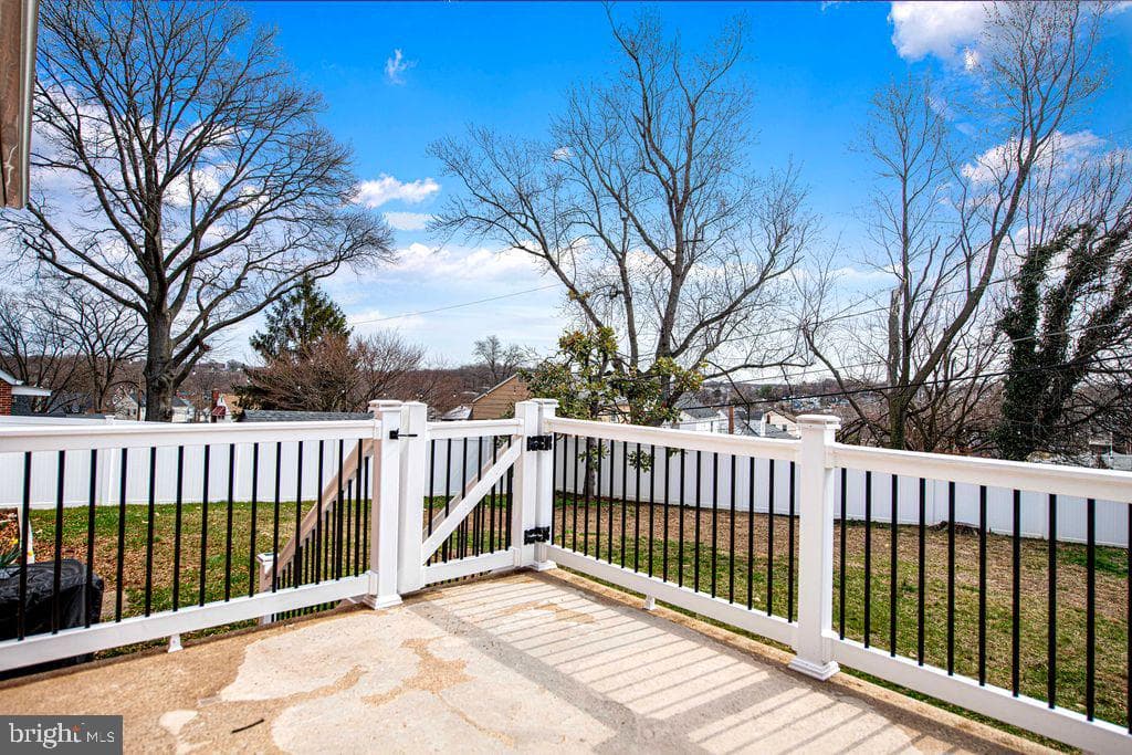 8007 Sagramore Road photo 29