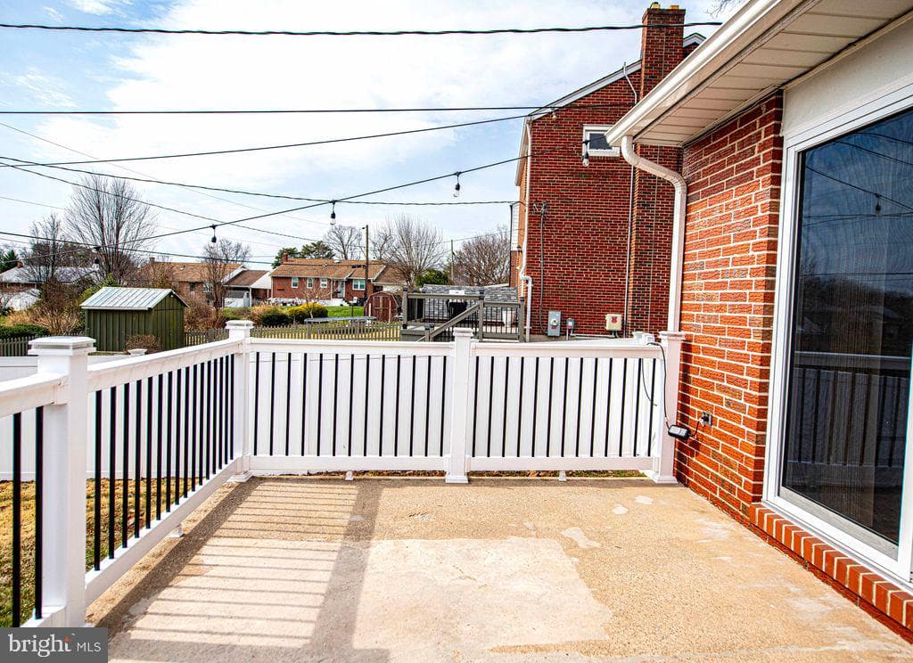 8007 Sagramore Road photo 30