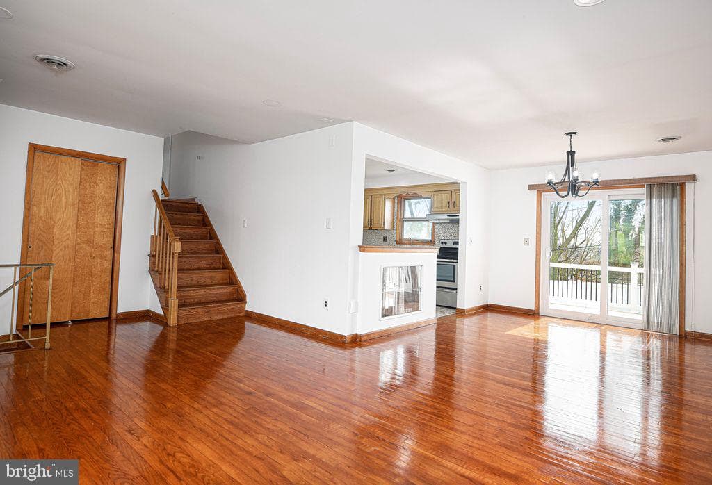8007 Sagramore Road photo 7