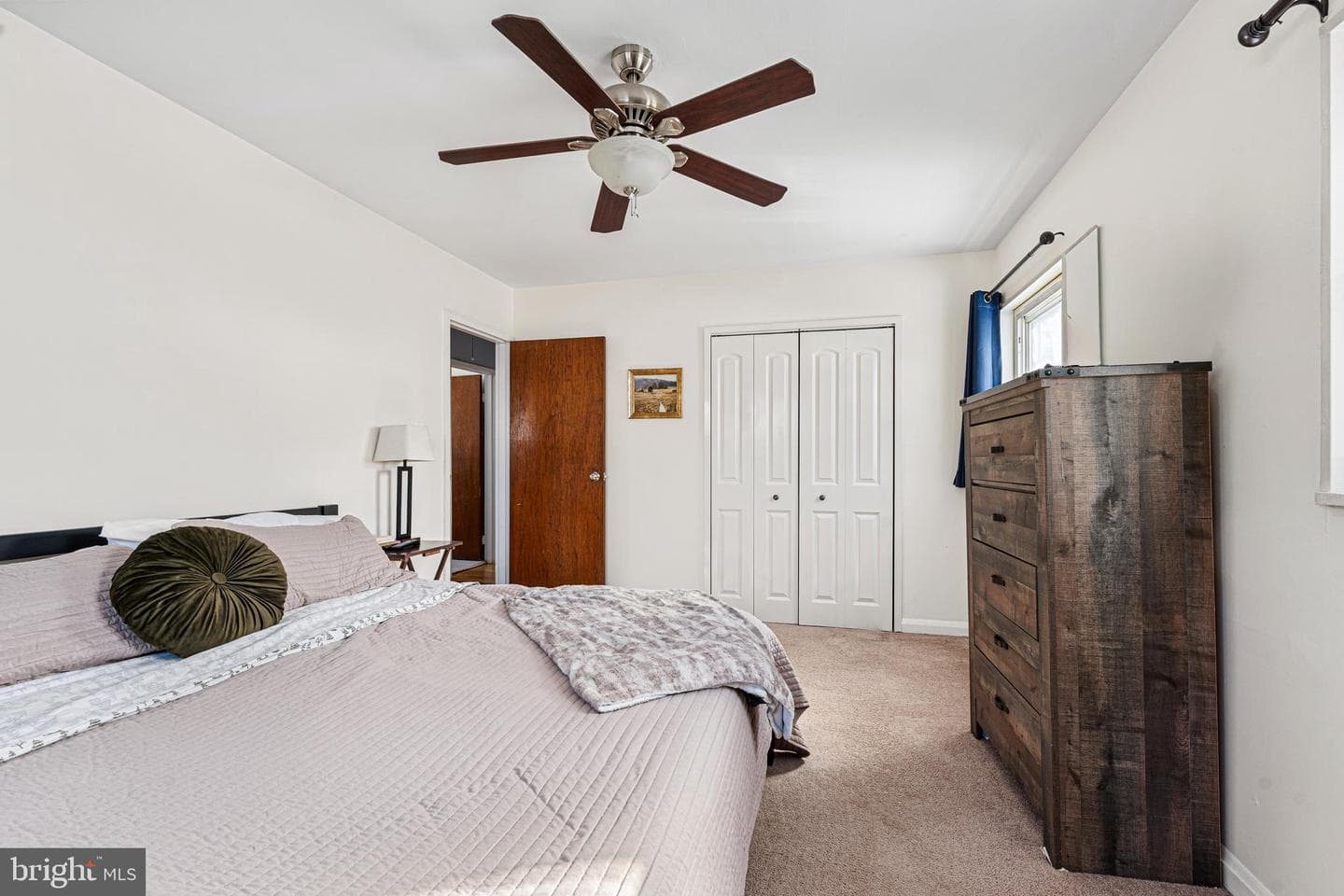 301 Deep Dale Drive photo 16