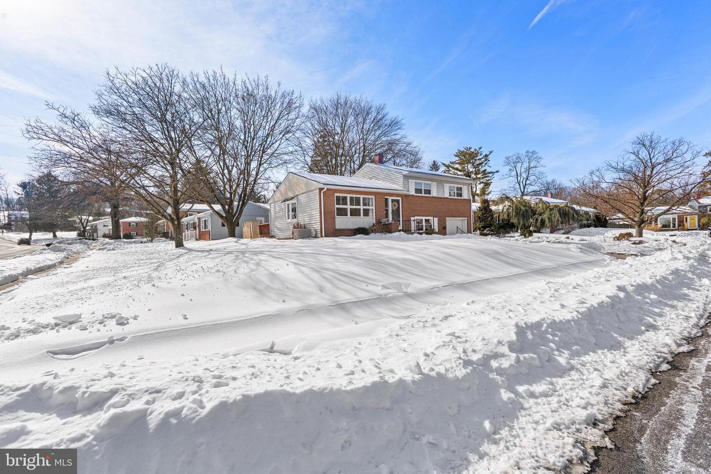 301 Deep Dale Drive photo 2