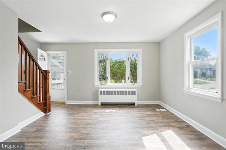 1239 Hilldale Road photo 3