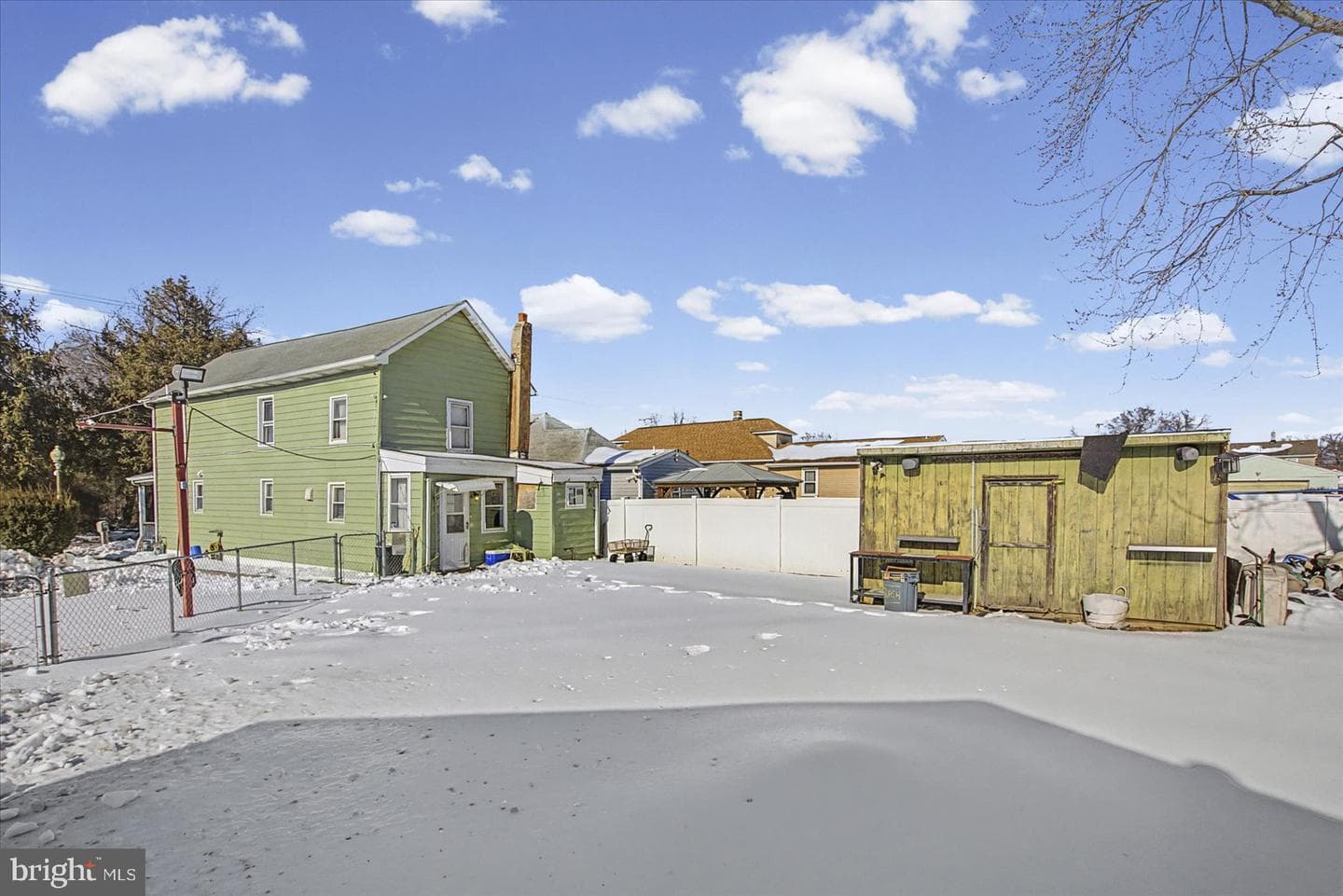2707 Sparrows Point Road photo 31