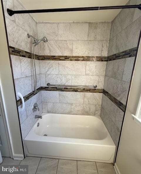 1102 Harwall photo 10