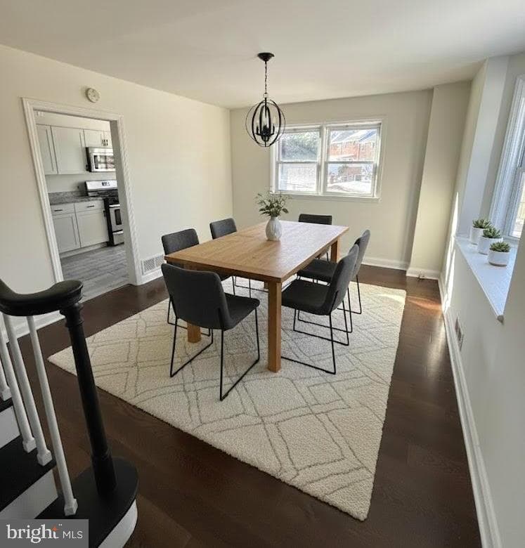 1102 Harwall photo 8