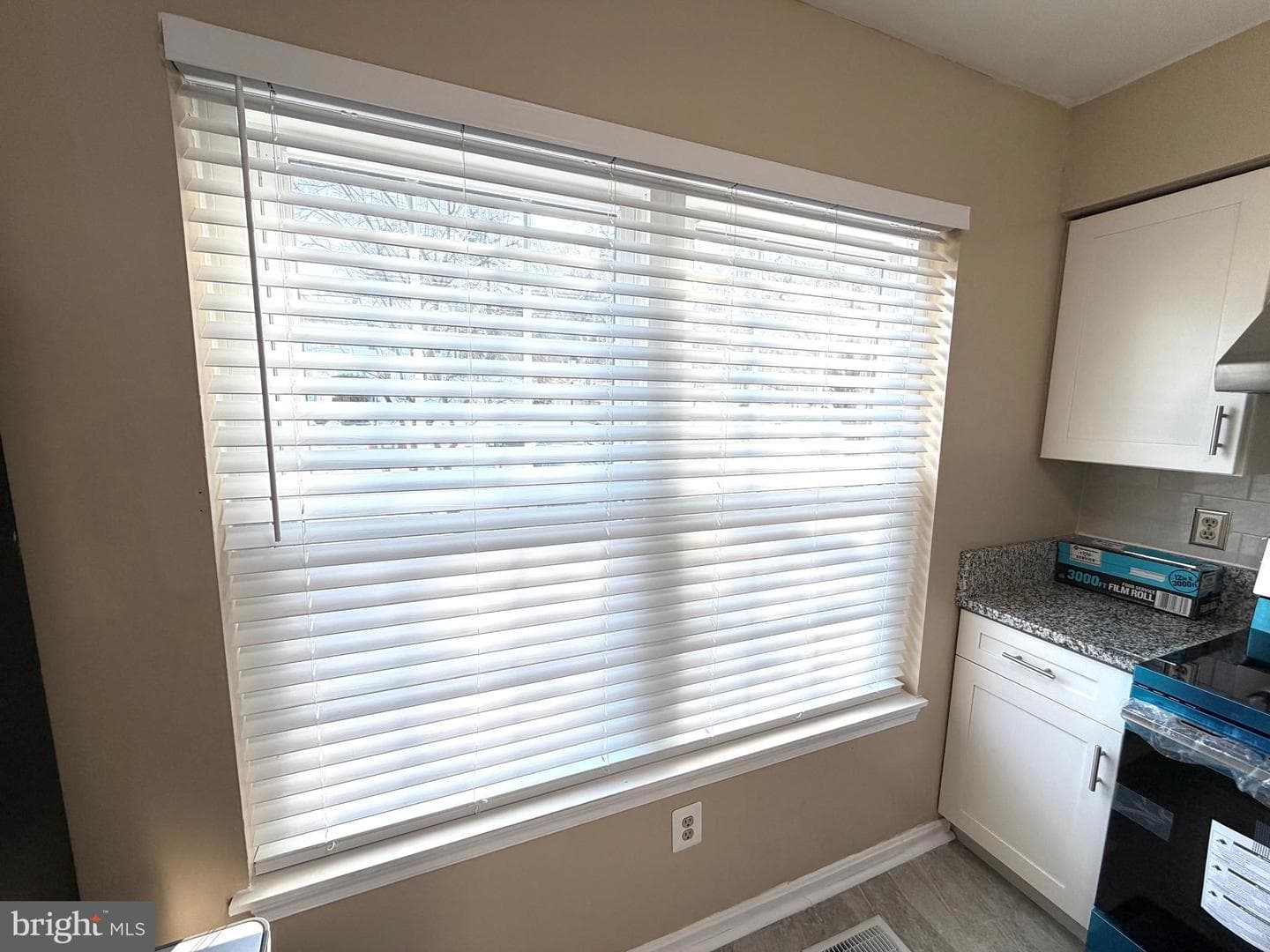 8 Hardwood Drive photo 11