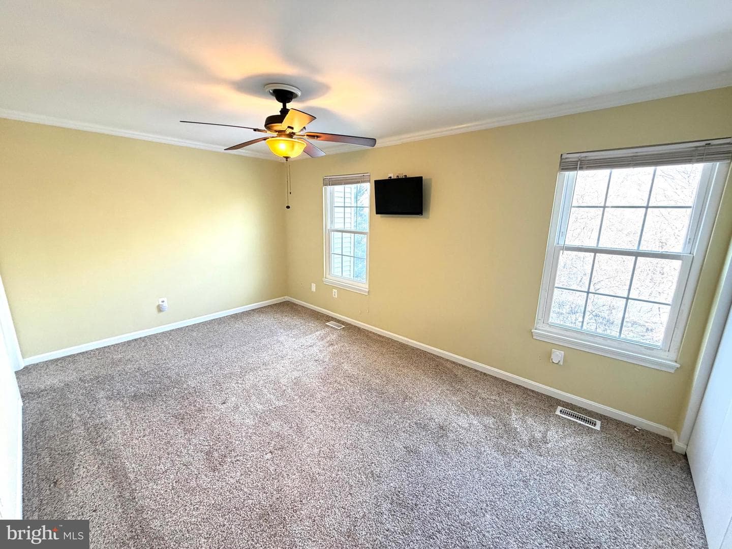 8 Hardwood Drive photo 13