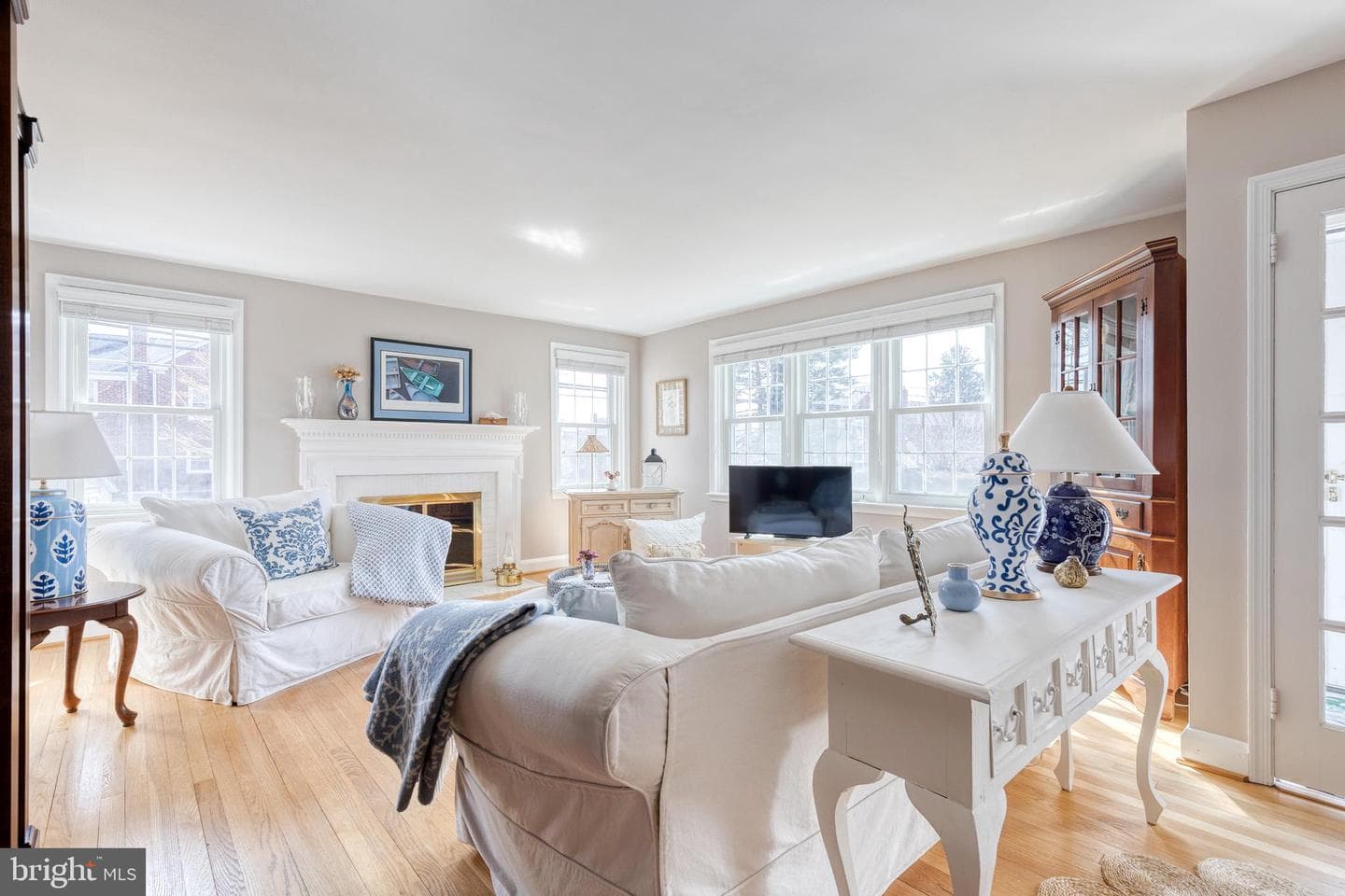 1574 Glen Keith Boulevard photo 4