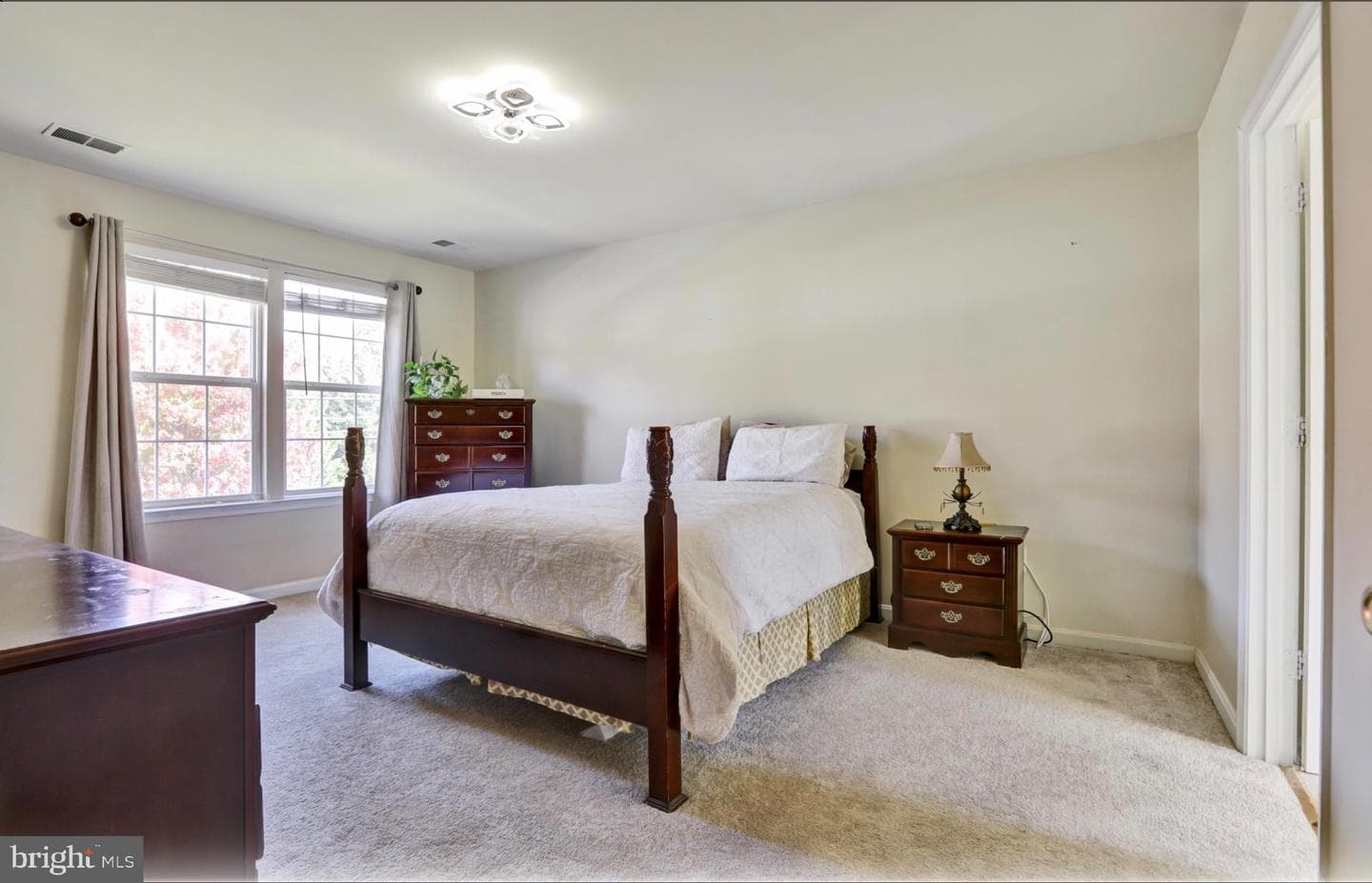 4305 Silver Spring Road photo 13