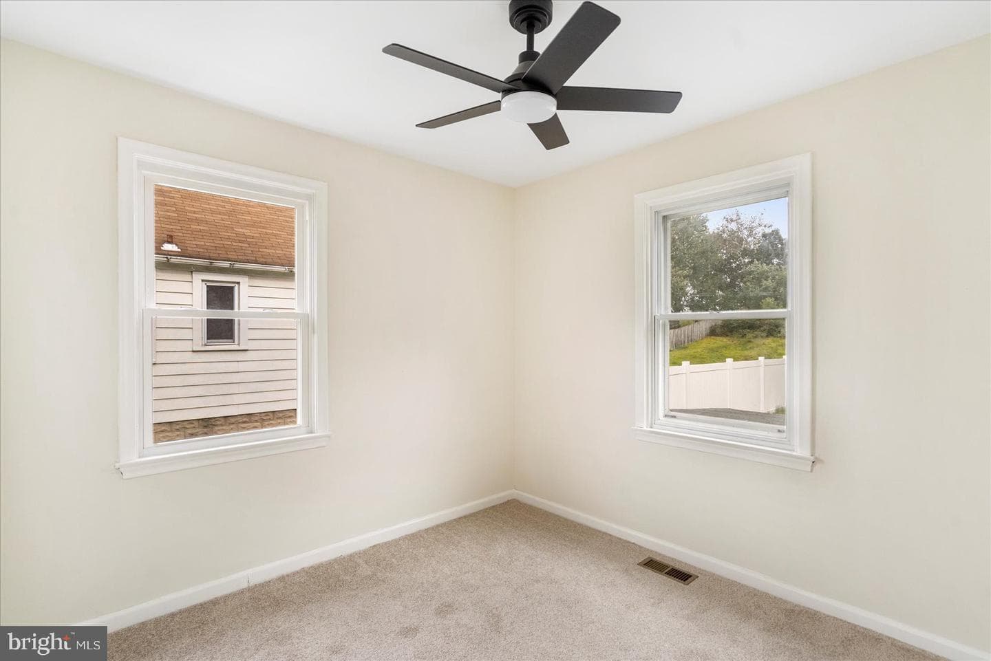 8029 Duvall Avenue photo 23