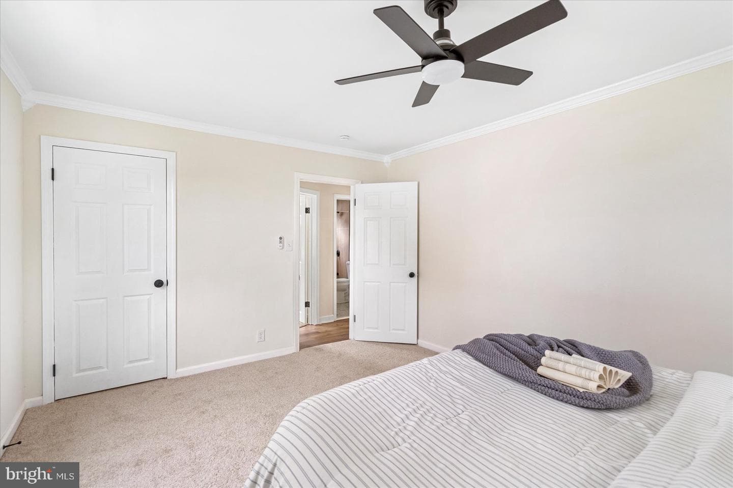 8029 Duvall Avenue photo 26