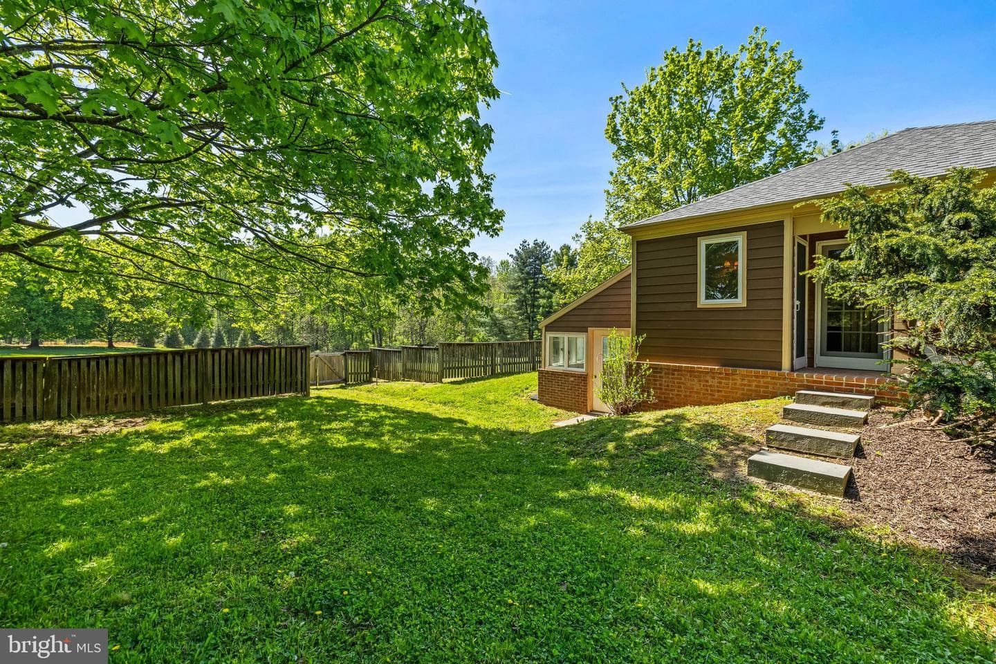 7 Glenberry Court photo 68